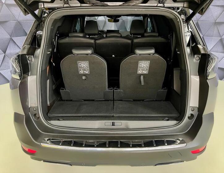 Peugeot 5008 26