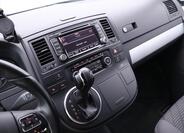 Volkswagen Multivan 17