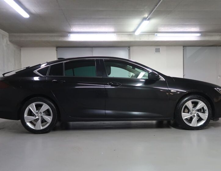 Opel Insignia 4