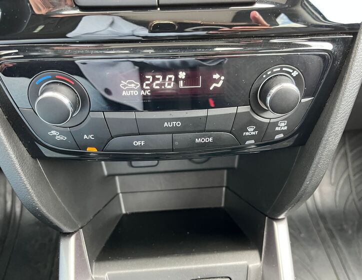 Suzuki Vitara 25