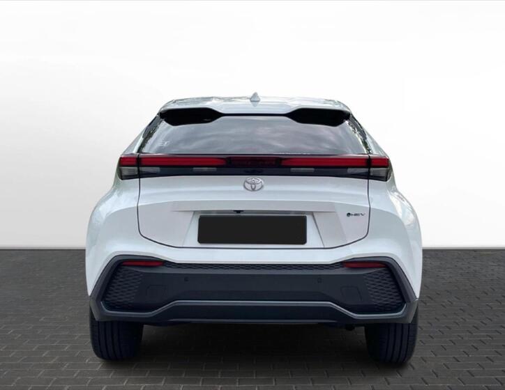 Toyota C-HR 6