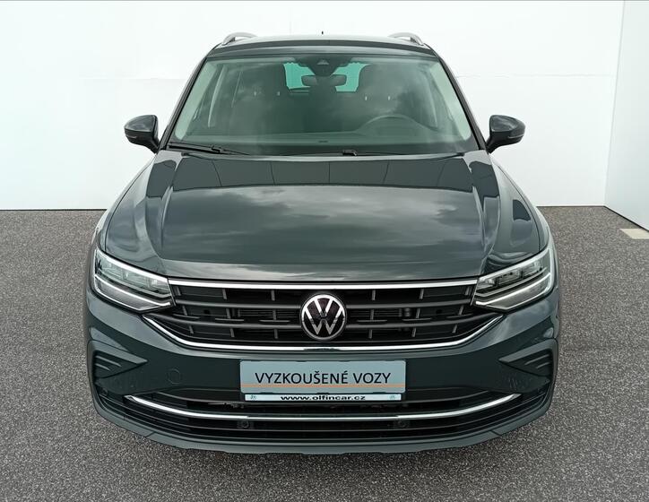 Volkswagen Tiguan 4