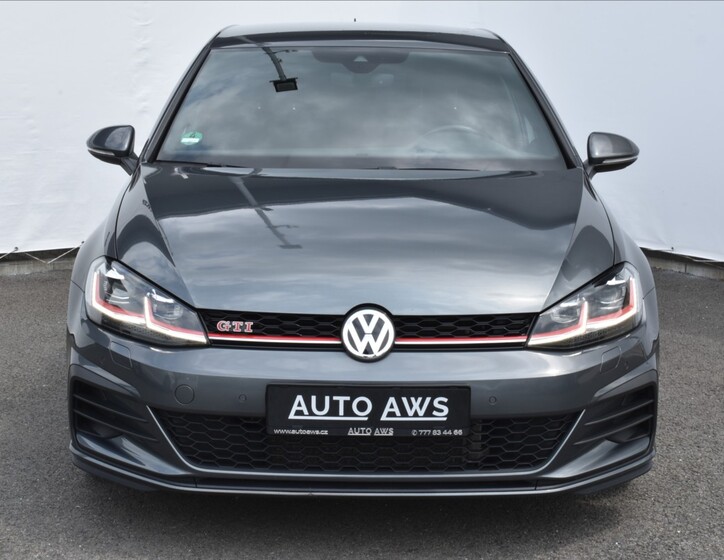 Volkswagen Golf 2