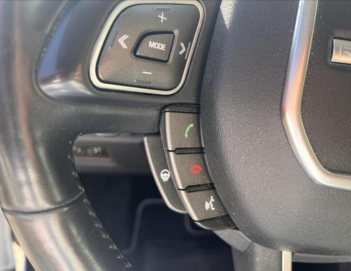 Land Rover Range Rover Evoque 21