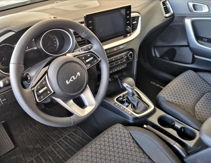 KIA Ceed 5