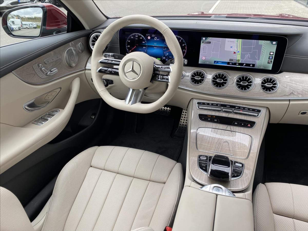 Mercedes-Benz Třídy E