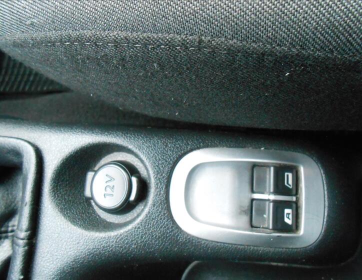 Peugeot 206 23