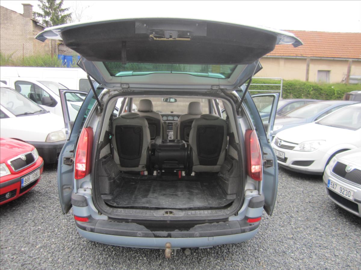 Peugeot 807