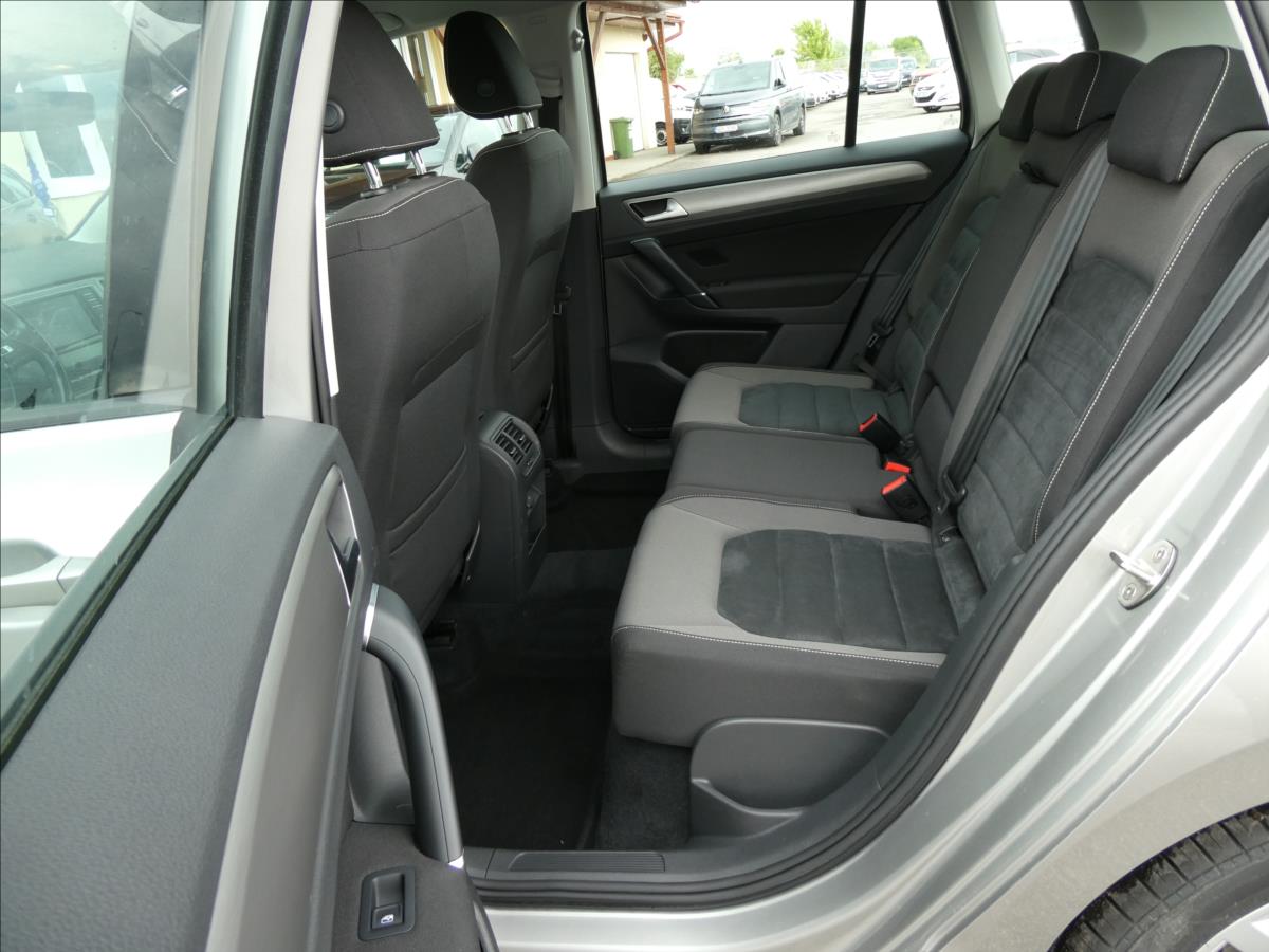 Volkswagen Golf Sportsvan
