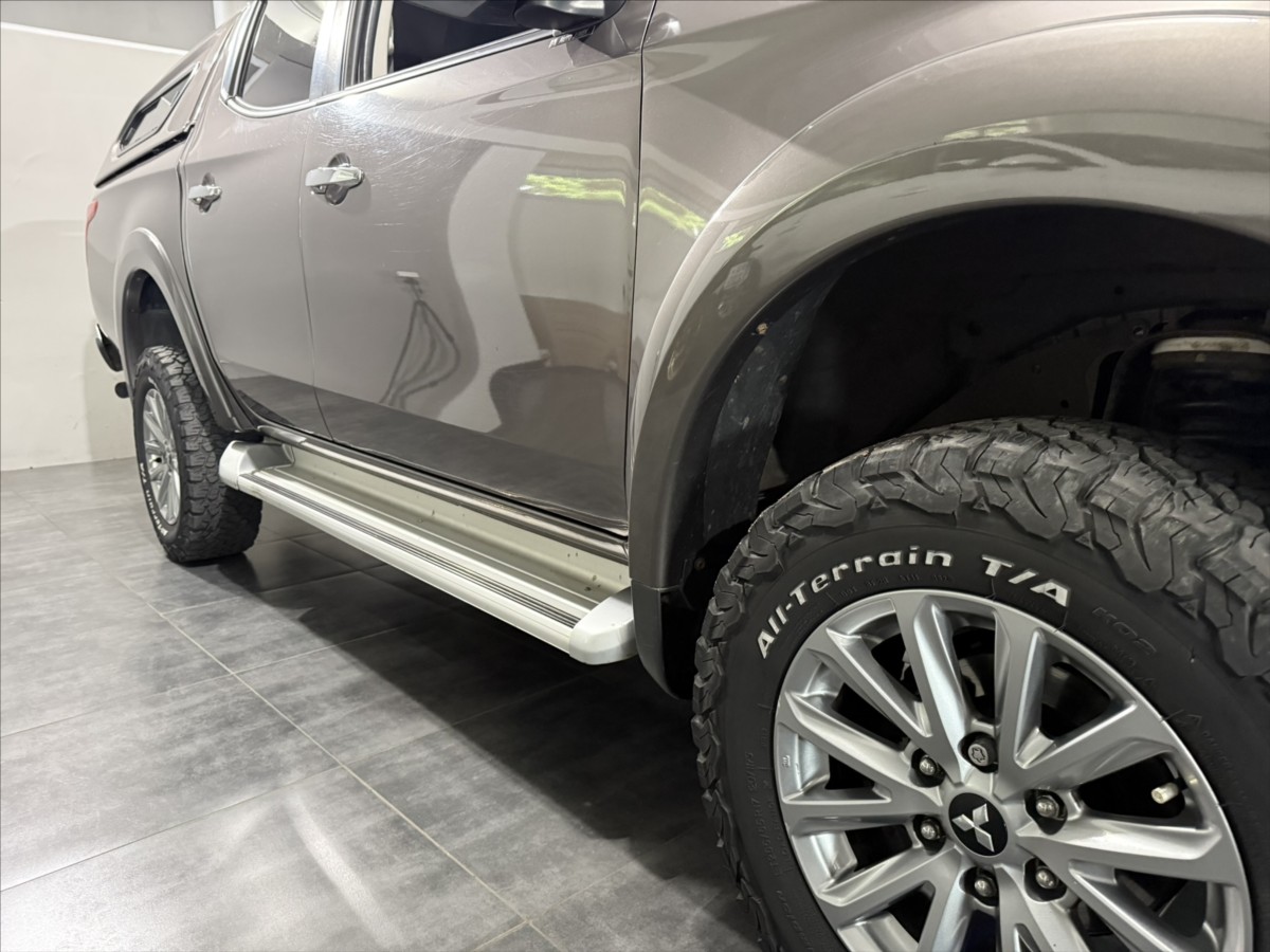 Mitsubishi L200