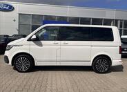 Volkswagen Multivan 2
