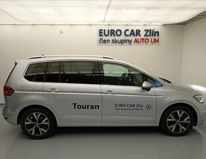 Volkswagen Touran 7