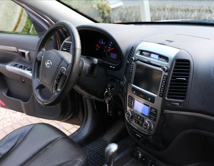 Hyundai Santa Fe 27