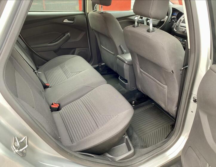Ford Focus 17