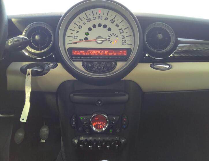 Mini One 11