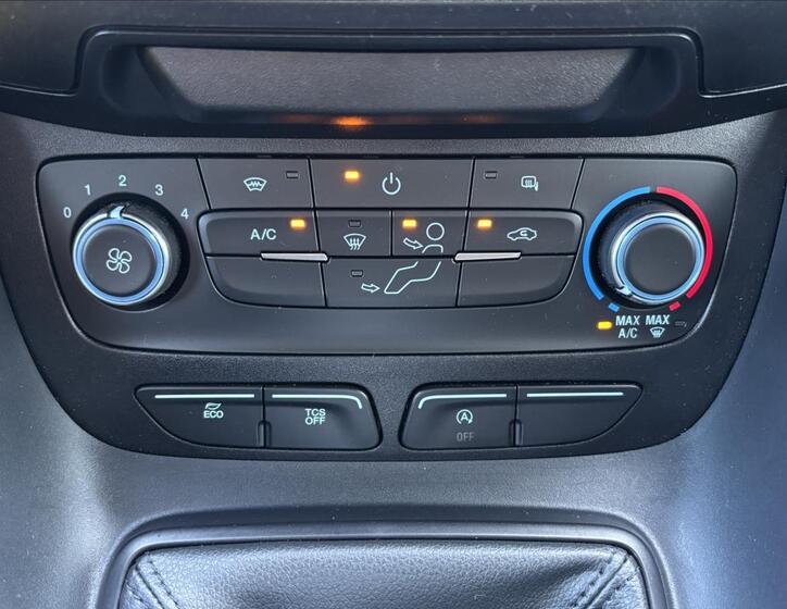 Ford Transit Connect 23