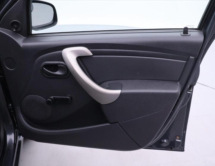 Dacia Sandero 12