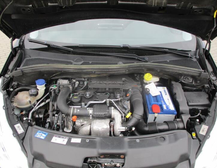Peugeot 208 29