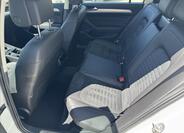 Volkswagen Passat 12