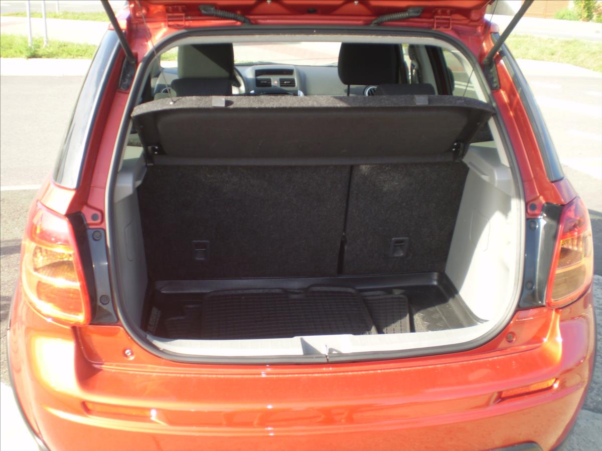 Suzuki SX4