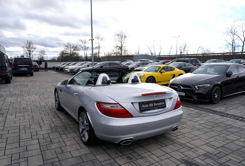 Mercedes-Benz SLK