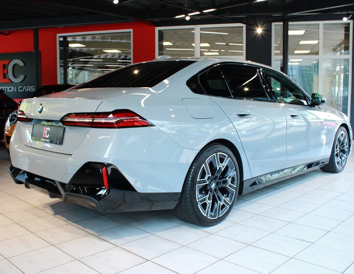 BMW Řada 5 6