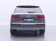 Audi Q7 6