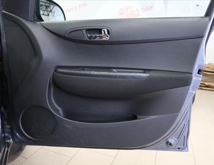 Hyundai i20 11