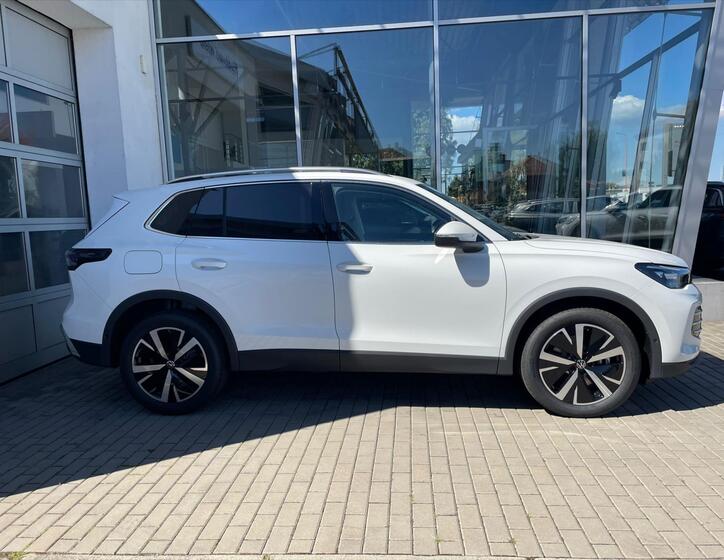 Volkswagen Tiguan 4
