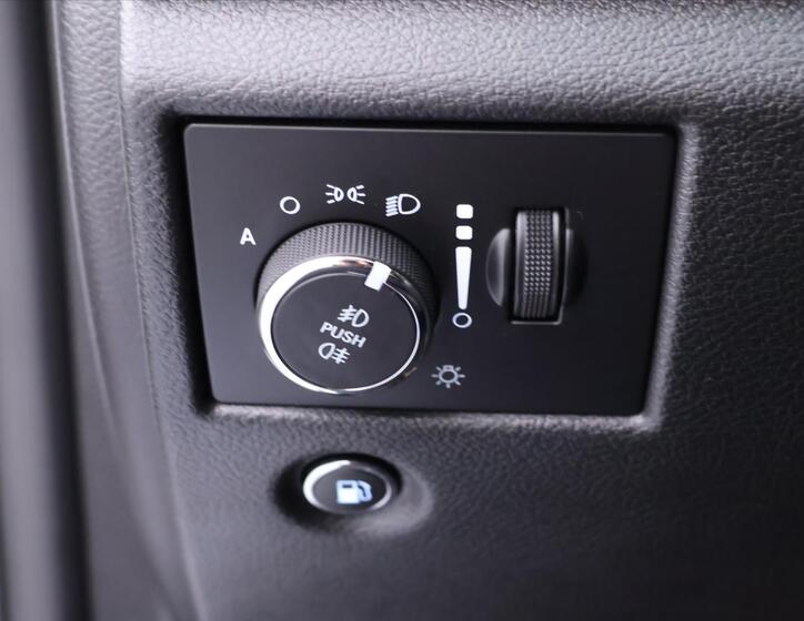 Jeep Grand Cherokee 20