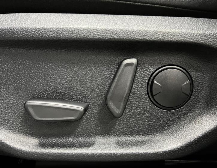 Volkswagen Amarok 24