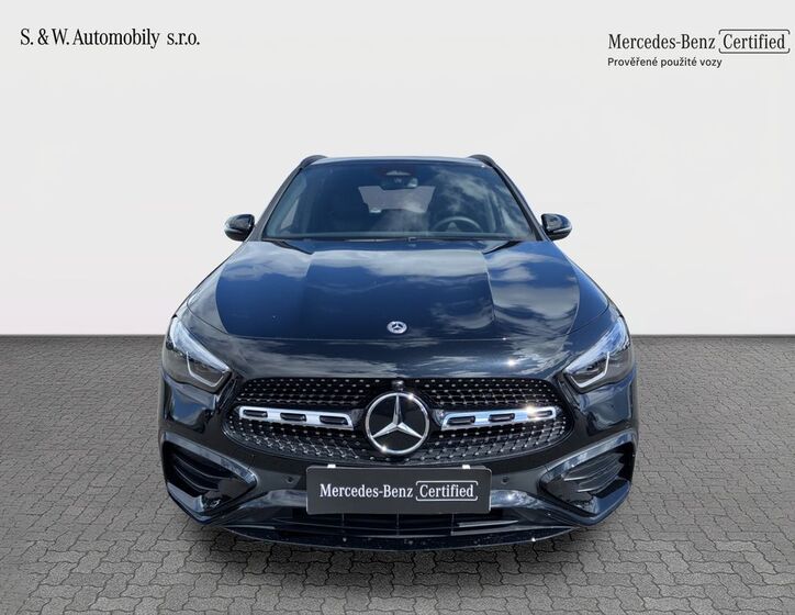 Mercedes-Benz GLA 2
