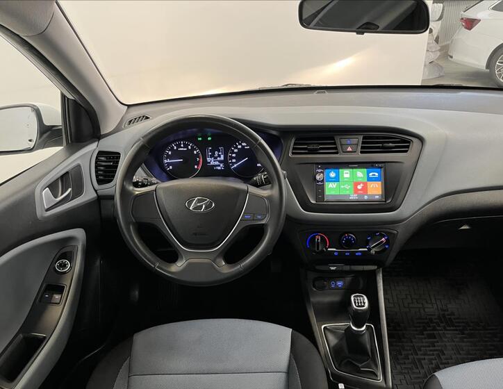 Hyundai i20 5
