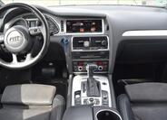 Audi Q7 24