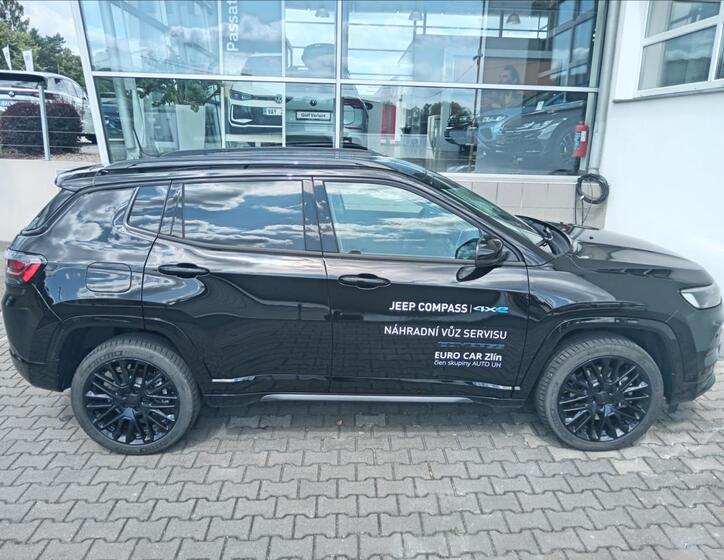Jeep Compass 7
