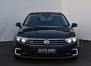 Volkswagen Passat 2