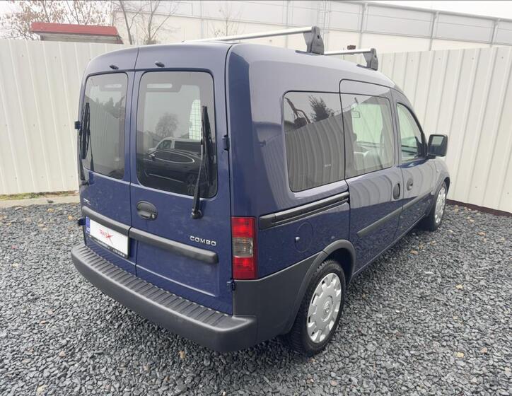 Opel Combo 16