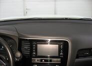 Mitsubishi Outlander 24