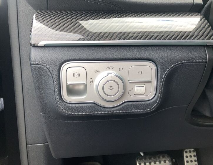 Mercedes-Benz GLS 29