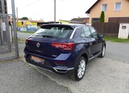 Volkswagen T-Roc 6