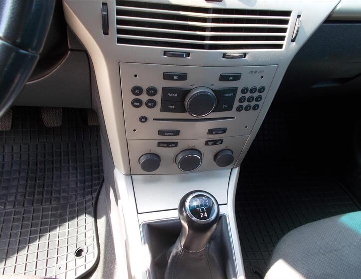 Opel Astra 19