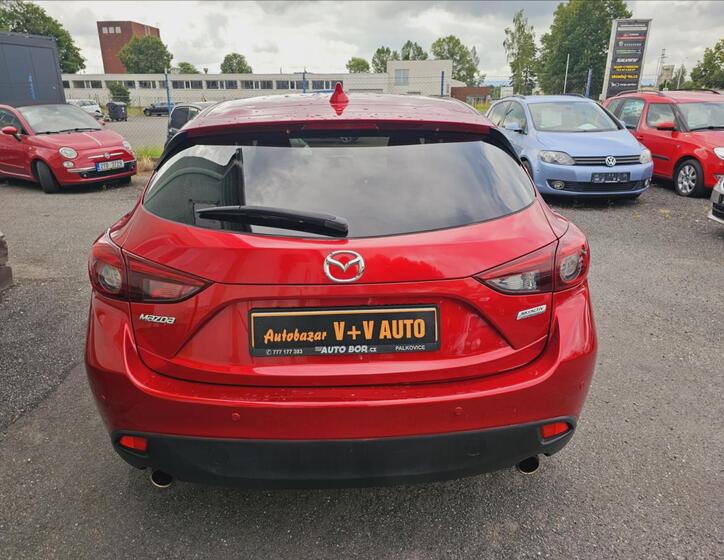 Mazda 3 7