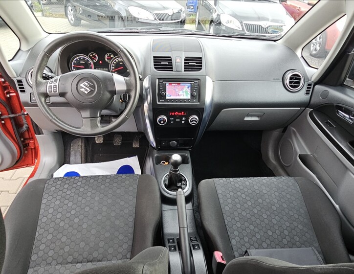Suzuki SX4 22