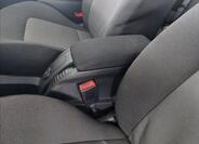 Volkswagen New Beetle 16