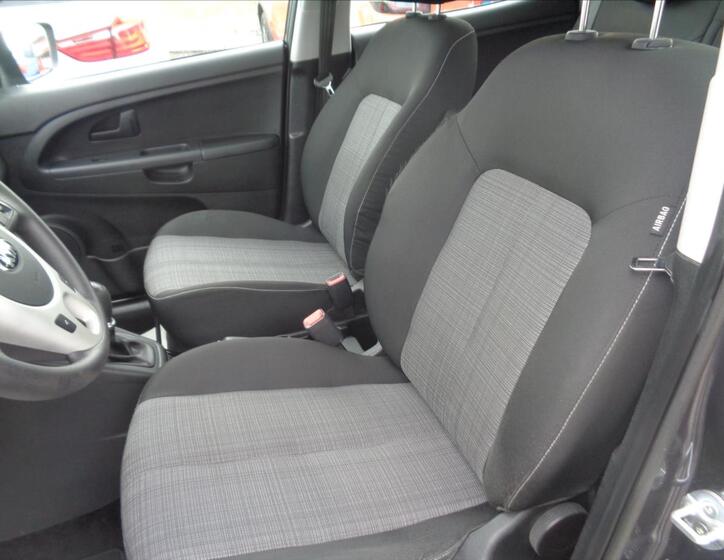 KIA Venga 9