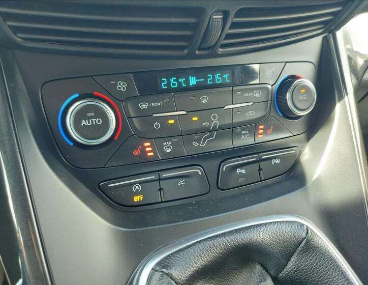Ford Kuga 37