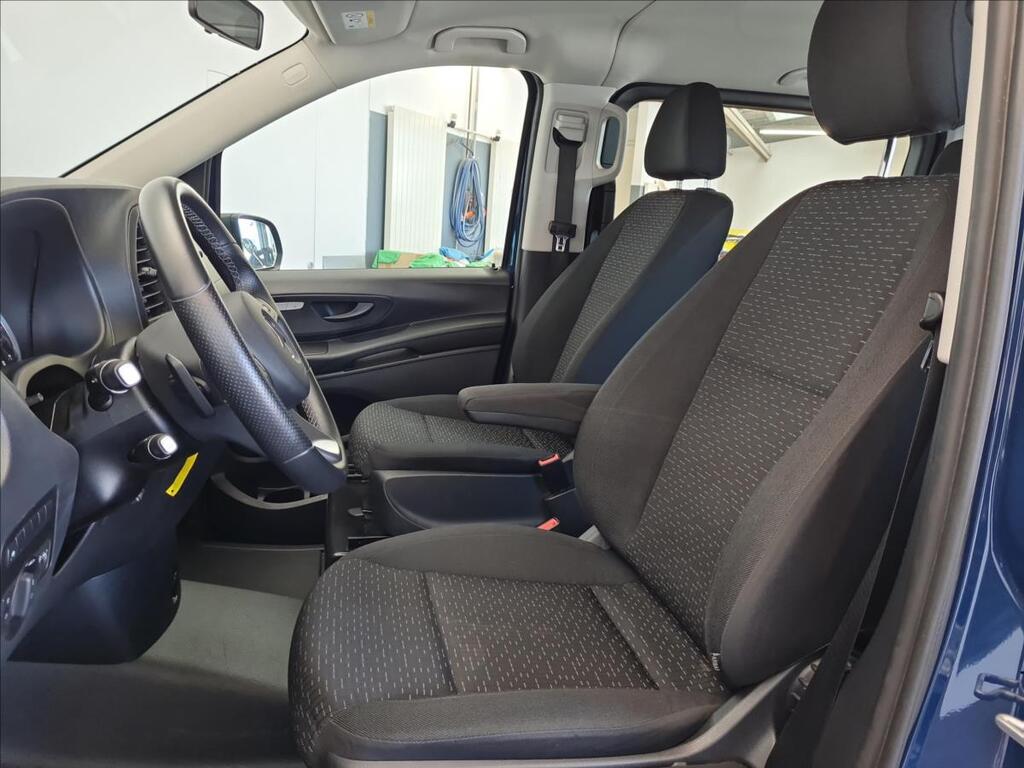 Mercedes-Benz Vito 14