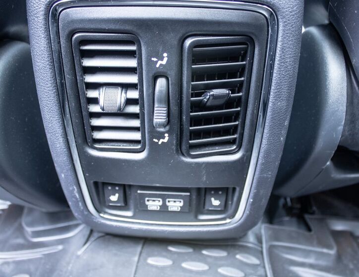 Jeep Grand Cherokee 28