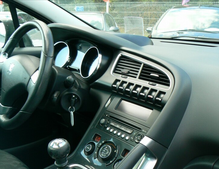 Peugeot 3008 18