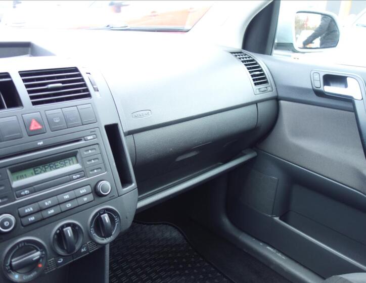 Volkswagen Polo 28